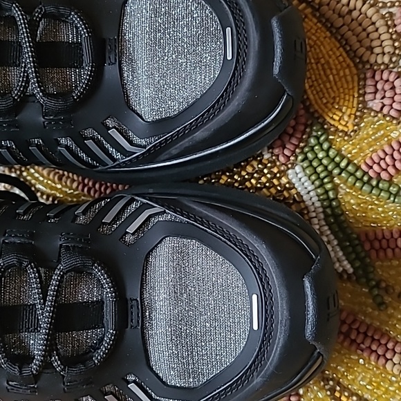 Balmain Sneakers! EUC! - Picture 13 of 13